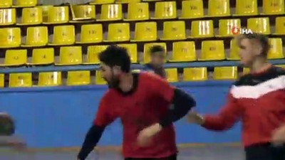 kulup baskani - Hem kaptan hem başkan!  Videosu