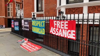 demir parmaklik - Assange'ın 'Ekvador Büyükelçiliğinden çıkarılacağı' iddiası - LONDRA Videosu
