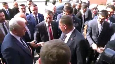 il genel meclisi -  Belediye başkanlığına seçilen Vidinlioğlu mazbatasını aldı  Videosu