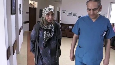 ameliyat - Felçli geldiği hastaneden yürüyerek taburcu edildi - KONYA  Videosu