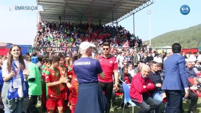 Geleceğin Futbol Yıldızları İzmir’de Buluştu