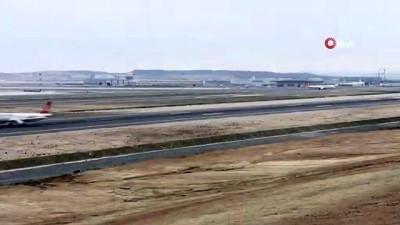  Taşınma operasyonunun ardından İstanbul Havalimanı’ndan ilk tarifeli uçak, Ankara’ya gitmek üzere pistten havalandı 