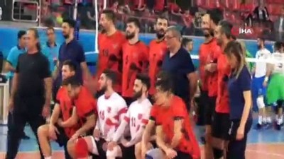 Voleybol 1. Lig Erkekler: Bursa Büyükşehir Belediyespor: 3 - Alanya Belediyespor: 2 