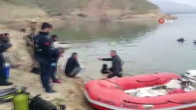 sudan -  Balık tutmak için baraja gölüne gitti... Cansız bedeni feryatlar içerisinde sudan çıkarıldı Videosu