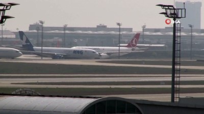 argo -  Atatürk Havalimanı ve çevresi yerini sessizliğe bıraktı  Videosu