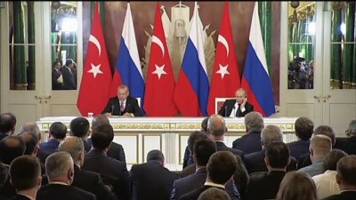 Erdoğan: 'Suriye'nin kuzeyinde ülkemizin güvenliği ile Suriye'nin toprak bütünlüğüne tehdit oluşturacak bir yapıya göz yummayacağımızı ifade ettik' - MOSKOVA