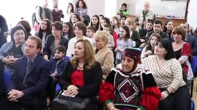 bez bebek - Gürcistan'da Türk ve Gürcü geleneksel 'bez bebekleri' sergisi - TİFLİS Videosu
