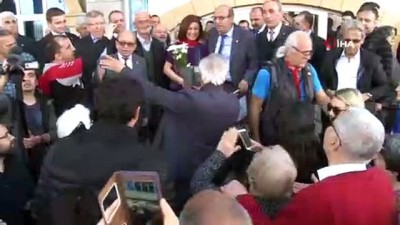 kadin baskan -  Safranbolu’nun ilk kadın başkanı mazbatasını alarak görevine başladı  Videosu
