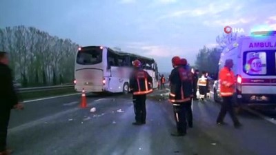  Tem otoyolunda yolcu otobüsü devrildi: 30 yaralı 