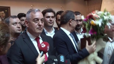 yerel yonetim -  Deniz Köken mazbatasını aldı Videosu