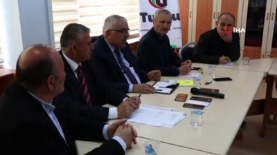 kabil -  Kırşehir Şeker Fabrikası Genel Müdürü Yavuz Erence: “Fabrikadan işçi çıkarımı yerine yatırım yapıyoruz”  Videosu
