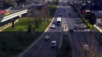 mobese goruntuleri -  Motorcunun metrelerce havaya fırladığı kazanın yeni görüntüleri ortaya çıktı  Videosu