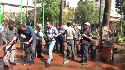 1 Mayıs - Belediye başkanı işçilerle temizlik yaptı - GAZİANTEP 