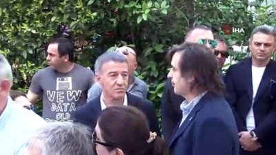 Ahmet Ağaoğlu’ndan kayınvalidesine son görev 