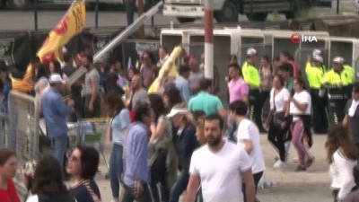 kirkoy -  Bakırköy Halk Pazarı'nda toplanan grup dağılmaya başladı  Videosu