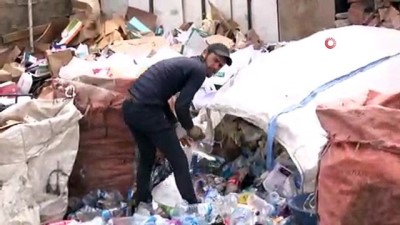 temizlik gorevlisi -  İşçiler, 1 Mayıs’ı çalışarak geçiriyor  Videosu