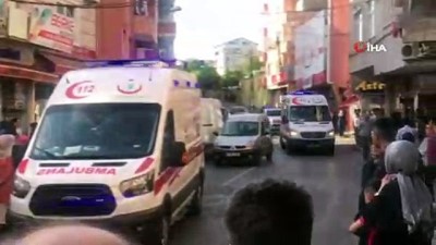  İstanbul'da korku dolu anlar, 20 kişi yangında mahsur kaldı
