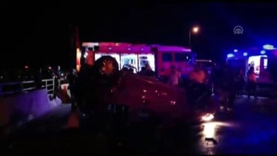 İzmir'de zincirleme trafik kazası: 1 yaralı 