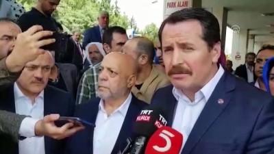 Şanlıurfa'da trafik kazası - Memur-Sen Genel Başkanı Yalçın ve Hak-İş Genel Başkanı Arslan (1) 