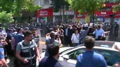  Diyarbakır’da izinsiz gösteriye polis müdahalesi 