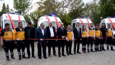 yeni ambulans - Karaman'da yeni ambulanslar hizmete girdi Videosu