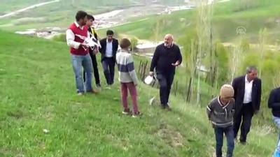 ogretim uyesi - Muş'ta heyelan tehlikesi  Videosu