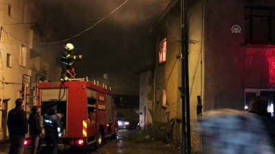 ahsap ev - Bilecik'te ev yangını  Videosu
