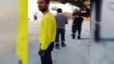 ruzgar gulu -  İzmir'de rüzgar gülü üretim fabrikasında yangın Videosu