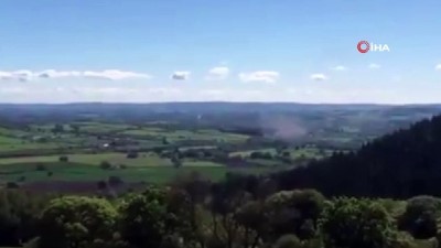  - Galler’de Uçak Otoyola Düştü