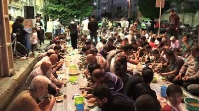 sokak iftari - İran'ın başkenti Tahran'da sokak iftarı geleneği - TAHRAN Videosu