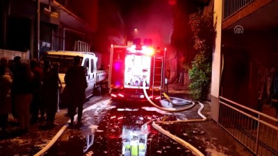 mobilya - İzmir'de mobilya atölyesinde yangın  Videosu