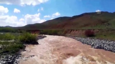 kiz cocugu - Kars'ta 3 yaşındaki kız çocuğu kayboldu  Videosu