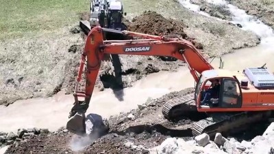 dere yatagi - AA muhabirini arama çalışmaları devam ediyor - BAYBURT  Videosu