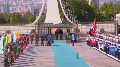 makam araci - Cumhurbaşkanı Erdoğan, Irak Başbakanı Abdulmehdi'yi resmi törenle karşıladı - ANKARA Videosu