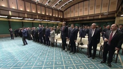 mehdi - Cumhurbaşkanı Erdoğan: 'Irak'ın güneyine uzanan bir ticaret koridoru tesis edilmesine öncelik verdiğimizi teyit ettik' - ANKARA Videosu