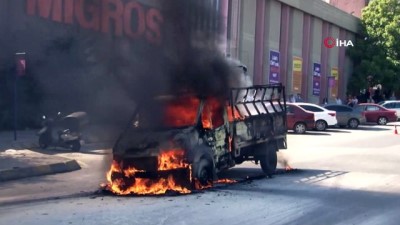 basin mensuplari -  Kamyonet alev topuna döndü  Videosu