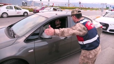 Jandarma sürücüleri iftara davet etti - ERZİNCAN