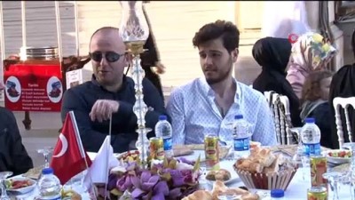  TİGSAD'ın festival tadındaki iftarında yüzlerce kişi bir araya geldi 