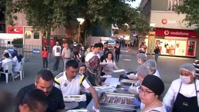 milli mutabakat -  TÜMSİAD’dan Konak Meydanı'nda iftar yemeği  Videosu