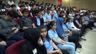  Ulusal ve uluslararası müsabakalarda dereceye giren Diyarbakırlı sporculara ödül 