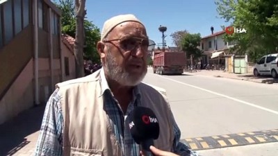 gocmen kuslar -  40 yıldır aynı yerde konaklayan leylekler mahallenin sembolü haline geldi  Videosu