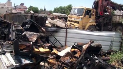 hurda arac -  Antalya'da düşen yıldırım 10 aracı böyle yaktı  Videosu