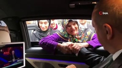 makam araci -  Fahrettin Altun, Cumhurbaşkanı Erdoğan ile yaşlı kadının sohbetini paylaştı  Videosu