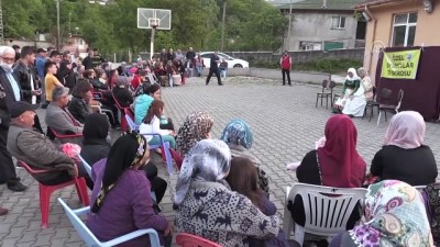 izdivac - Sahnenin tozunu köylere taşıyorlar - ZONGULDAK  Videosu