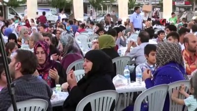 islamiyet -  Şanlıurfa'da binler Halil İbrahim Sofrasında buluştu  Videosu