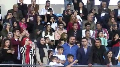 mezuniyet toreni - ADYÜ'de mezuniyet töreni - ADIYAMAN Videosu