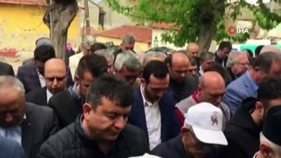  ESOGÜ eski Rektörü Hasan Gönen’in annesi vefat etti