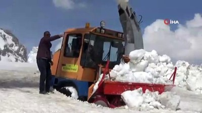  Mayıs ayında 6 metre karla mücadele 
