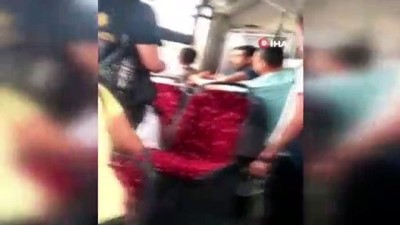  Otobüste taciz etti, 'Yaptık bir hata. Bir daha olmaz' dedi 