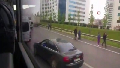 yangin panigi -  Şile Yolunda İETT otobüsündeki yangın paniği kamerada  Videosu